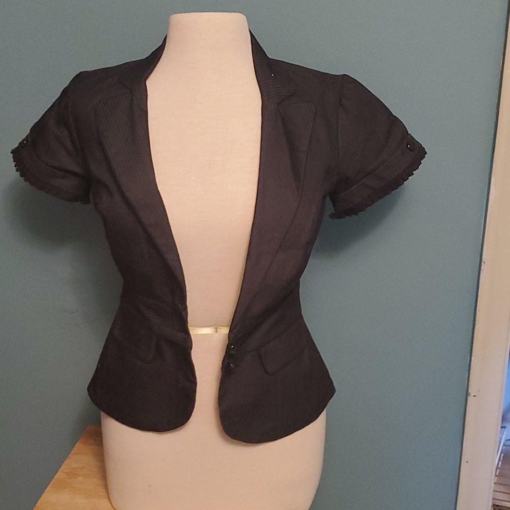 Maurices Short Sleeve Blazer